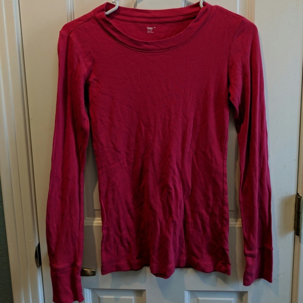 Gap sz small pink shirt